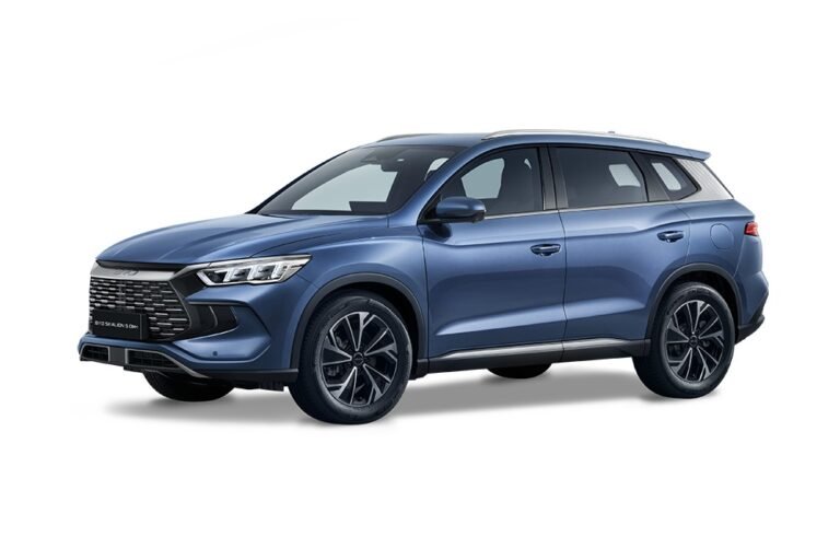 سيارة BYD SEALION 5 بلقطة أمامية ثلاثة أرباع من الموقع الرسمي في السعودية