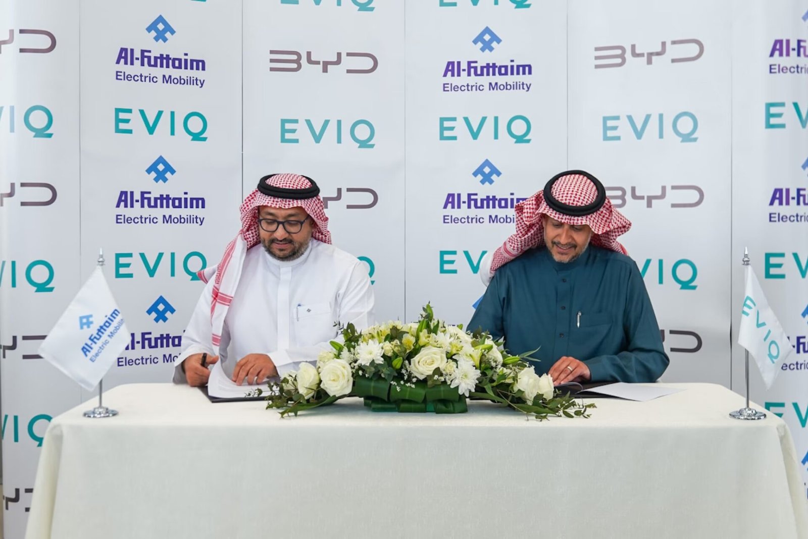 شراكة EVIQ وBYD لدعم انتشار السيارات الكهربائية وحلول الشحن في السعودية